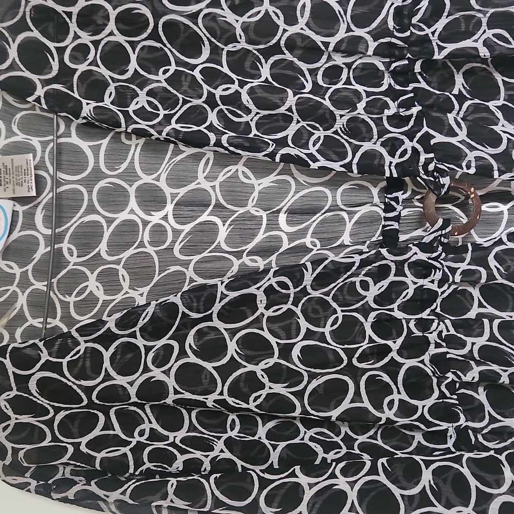 Womens Sand And Sun Swim Coverup.Black&White .